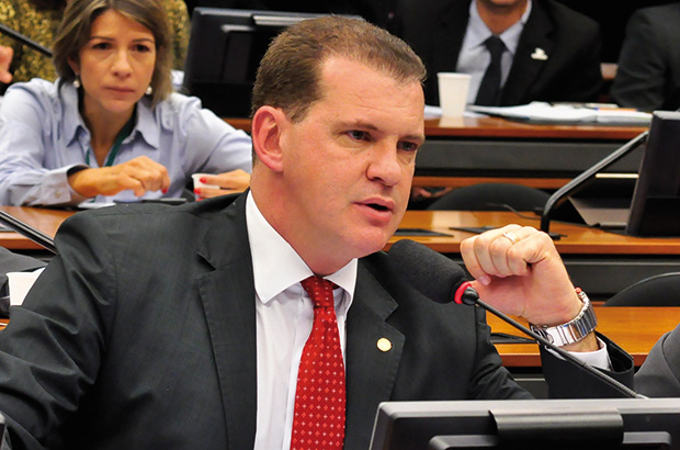 Deputado Evandro Roman (PR) - Foto: Cláudio Araújo